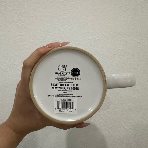 Sanrio Hello Kitty Ceramic Mug Color - Picture 3 of 3